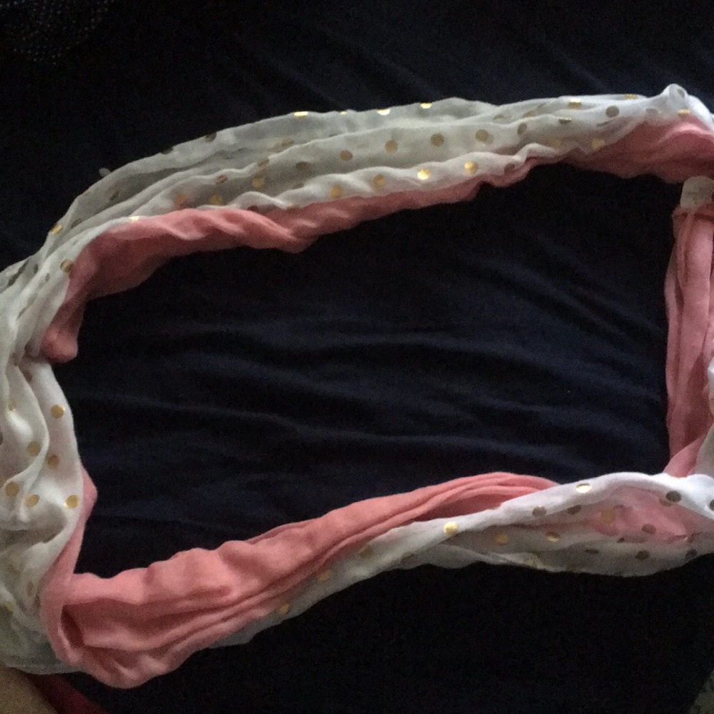Infinity scarf